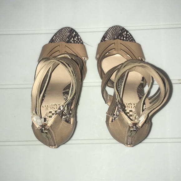 Vince Camuto Snake print Open Toe Stilettos - Picture 4 of 6